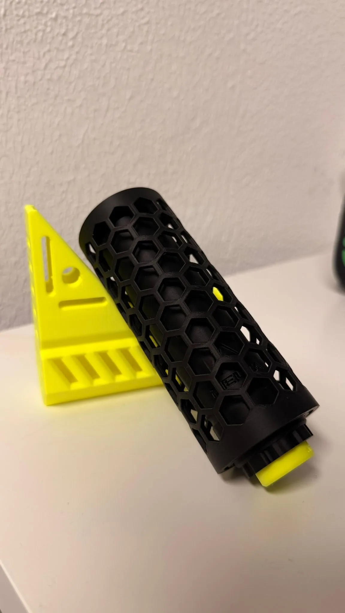 Kit completo Flash Hider legal + capa duas partes + coronha/stock em amarelo fluorescente - foto 2