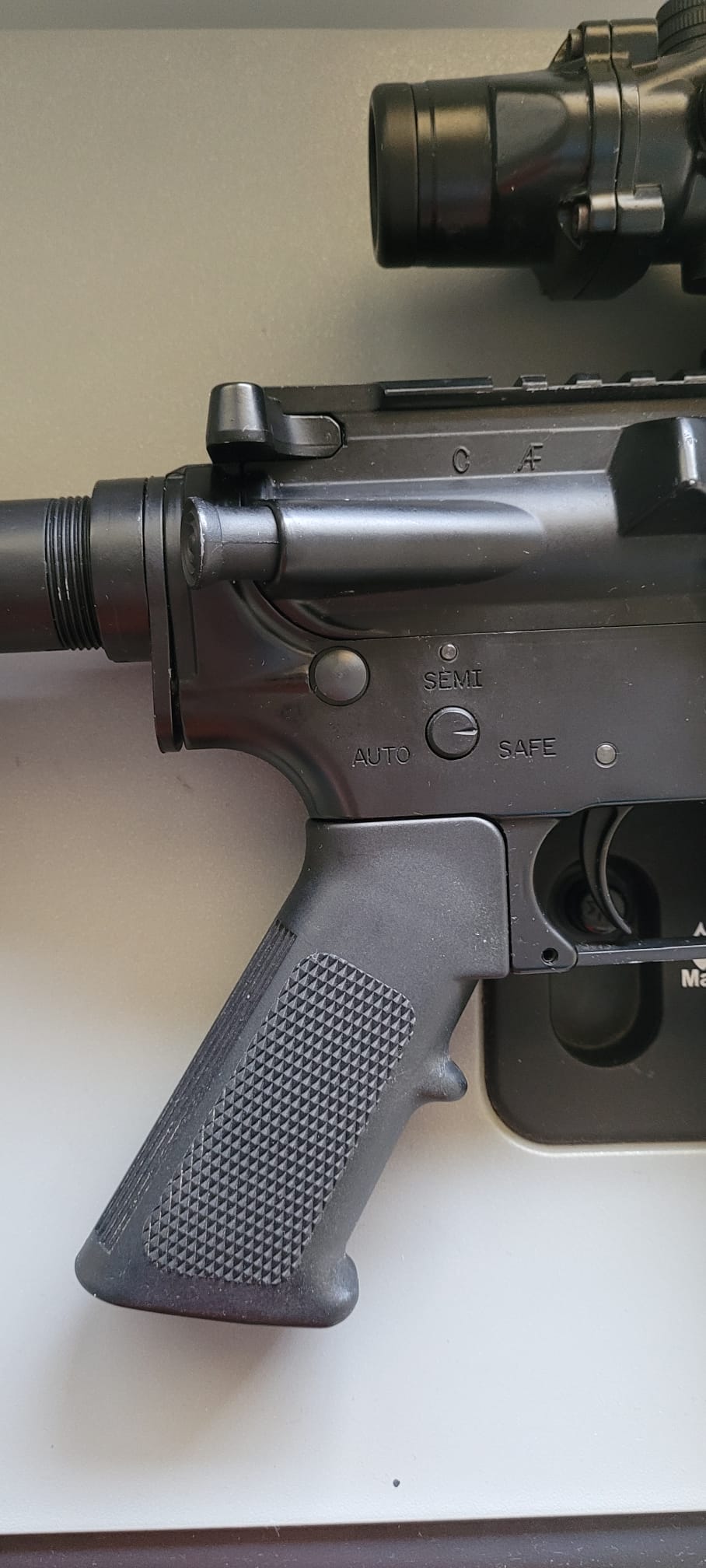 KJW M4 GBB — Rifles de Assalto (AR/M4/AK) — Airsoft Market PT (foto 6)