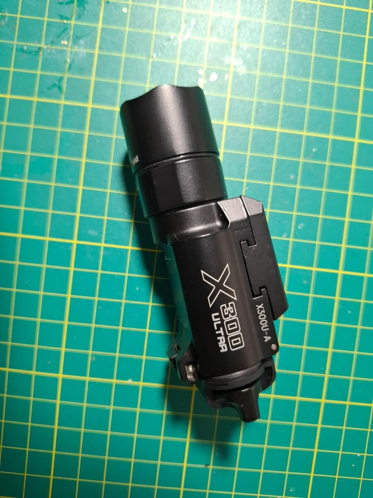 Lanterna x300u — Lanternas & Lasers — Airsoft Market PT (foto 5)