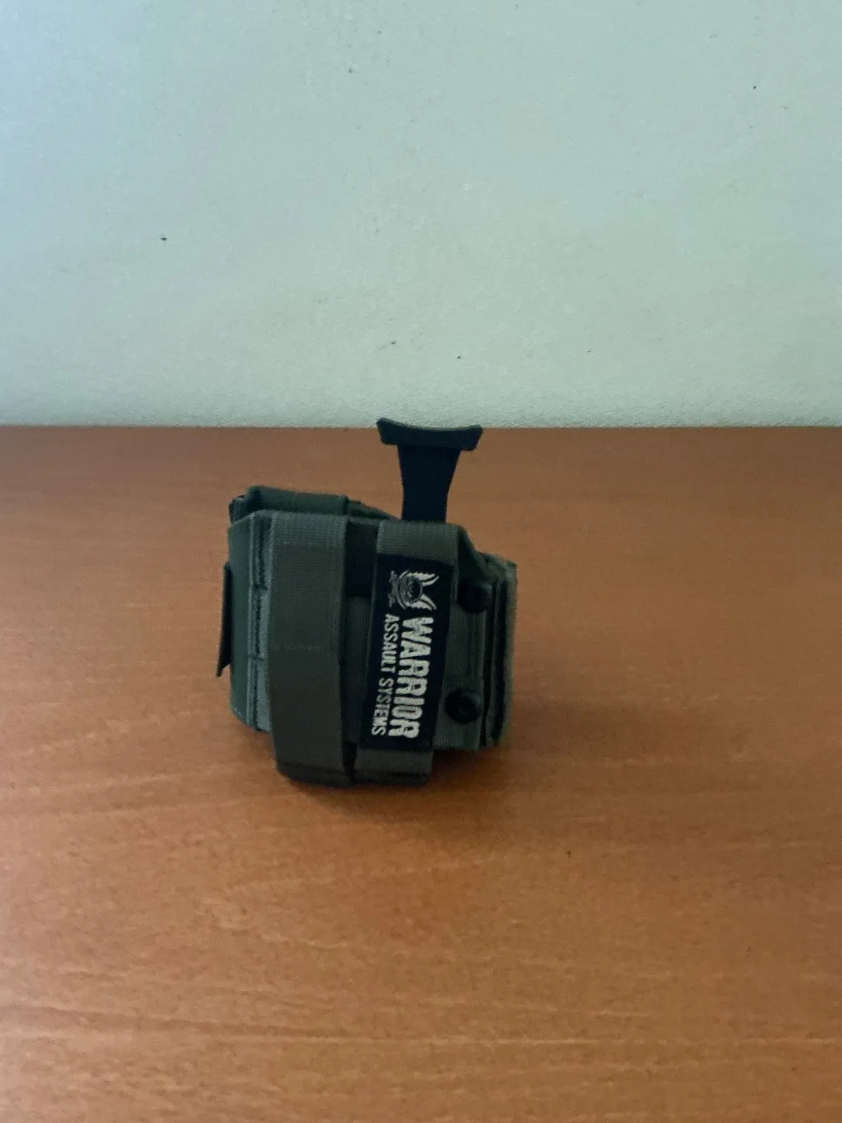 Coldre Warrior Assault Systems Universal Pistol Holster — Coletes & Rigs — Airsoft Market PT (foto 3)
