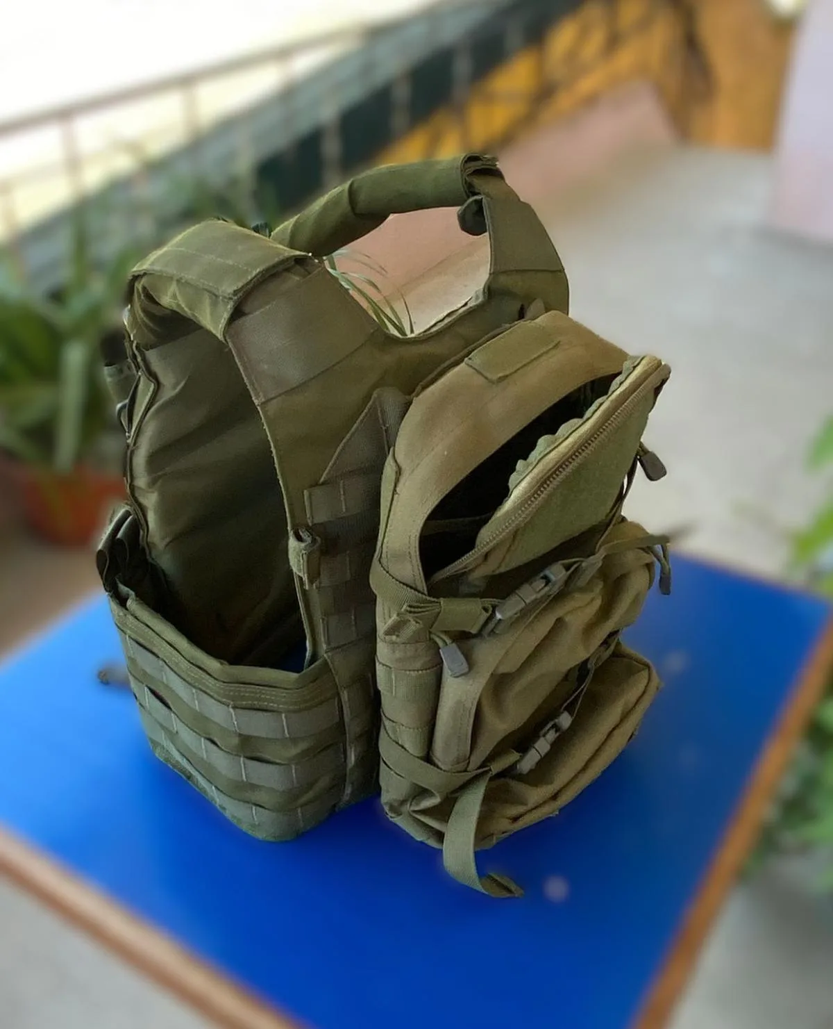 Colete Plate Carrier Invader gear e outros equipamentos - foto 5