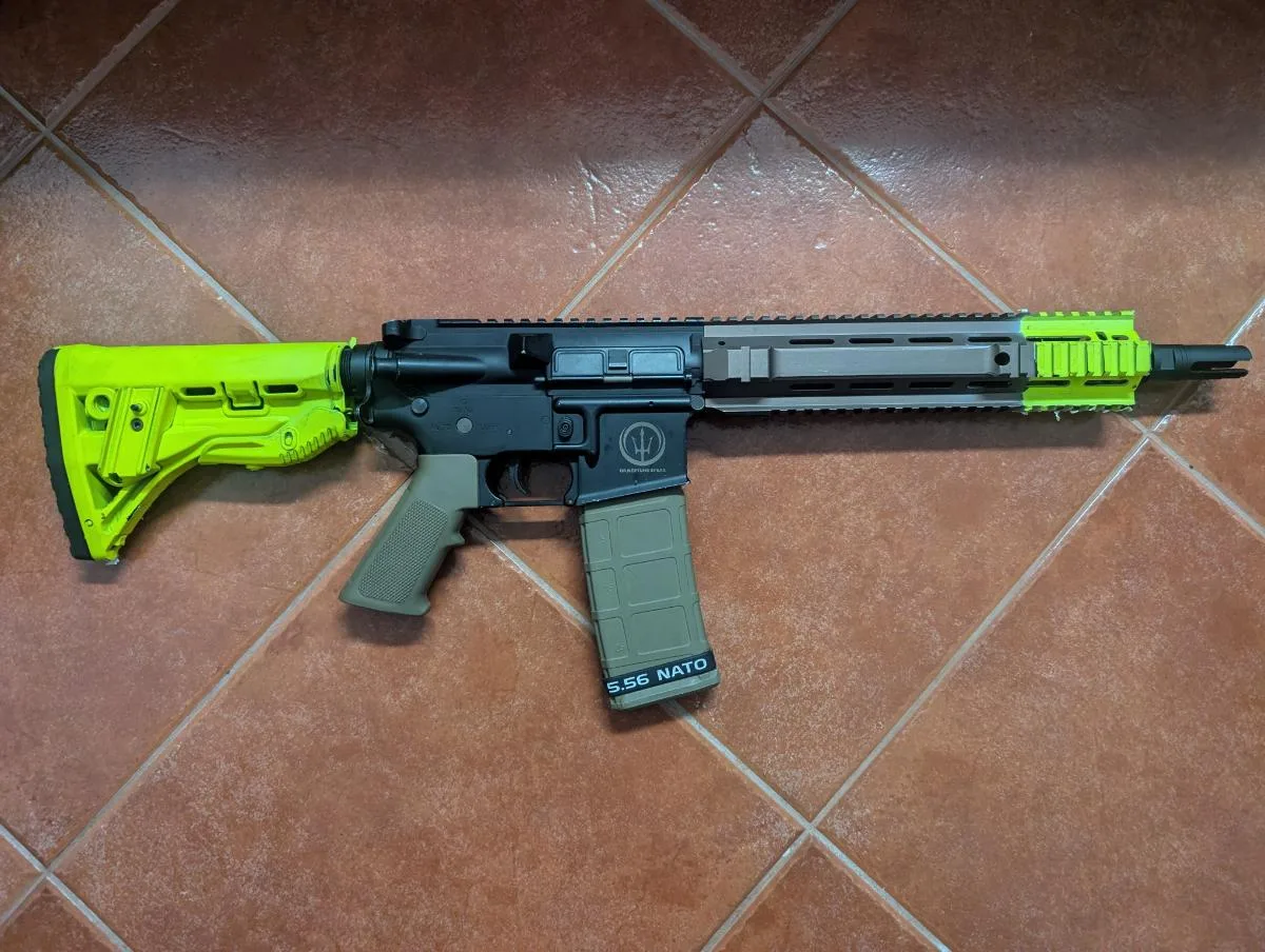 Réplica M4 Rossi Neptune SAS