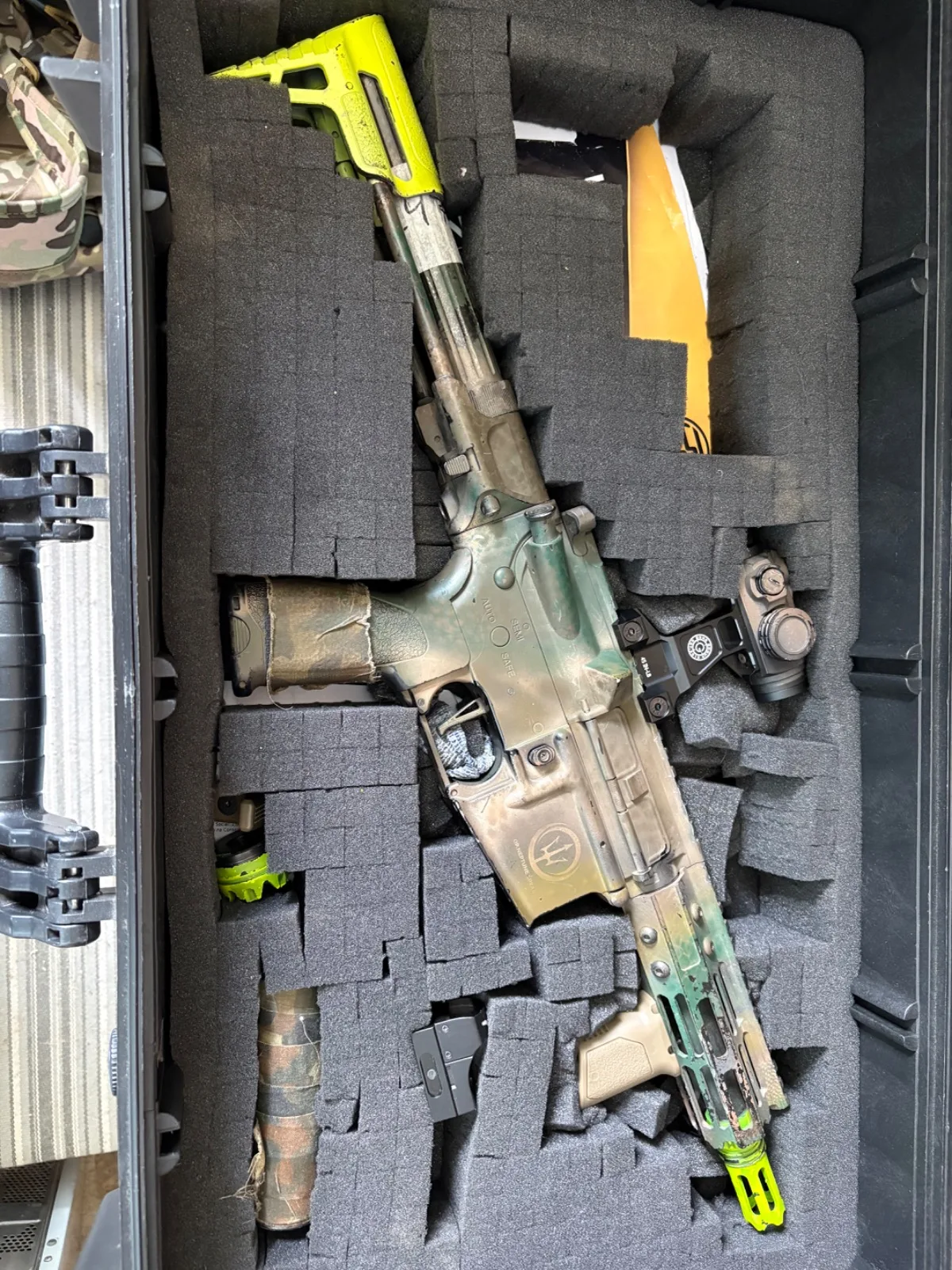 Rossi Neptune PDW + material — Rifles de Assalto (AR/M4/AK) — Airsoft Market PT (foto 3)