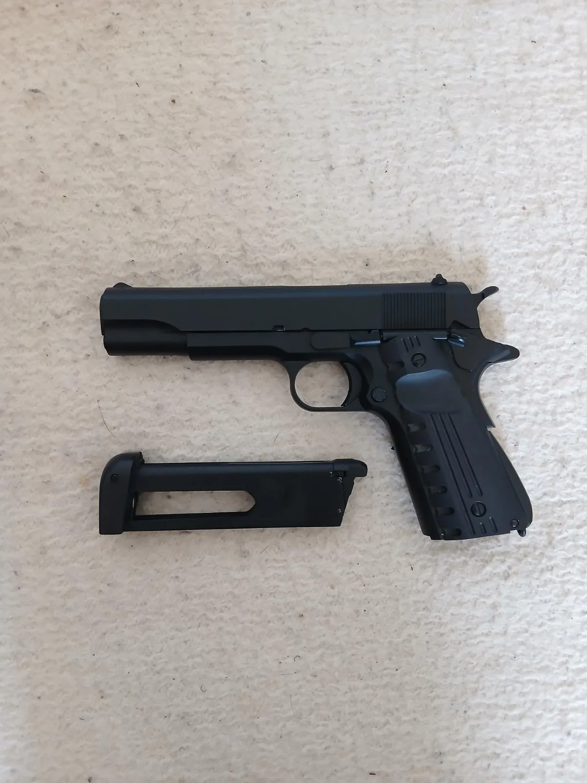 Golden Eagle 1911 Black 6mm - foto 2