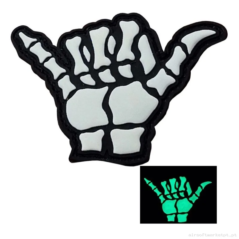 PARCHE GOMA RELIEVE OEM MANO ESQUELETO F17 FLUORESCENTE — Patches & Decoração — Airsoft Market PT