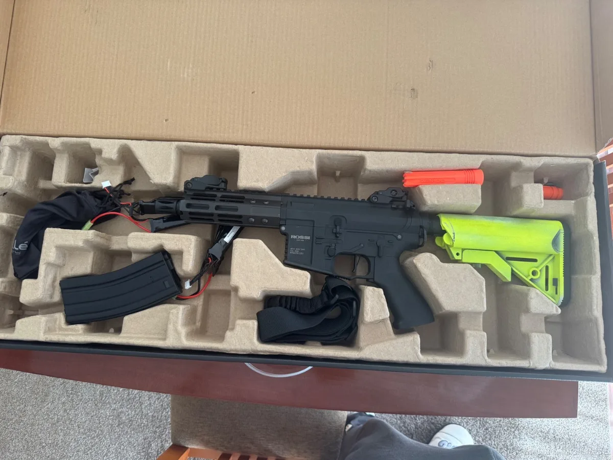 Réplica M4 Rossi AR15 Sentinela — Rifles de Assalto (AR/M4/AK) — Airsoft Market PT