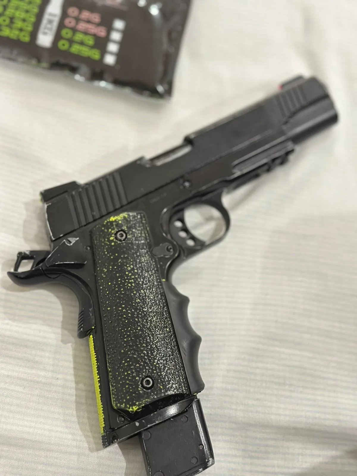 Replica airsoft 1911 - foto 4