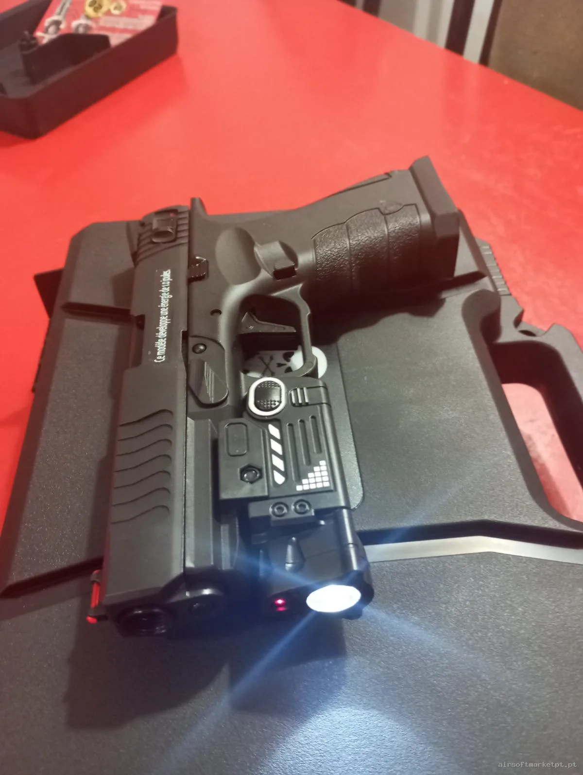 Pistola de airsoft nova automática — Pistolas — Airsoft Market PT