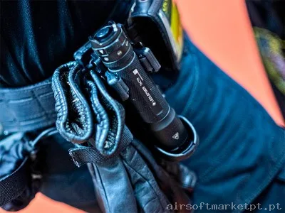 Lanterna TT3R 1900lm Led Lenser — Lanternas & Lasers — Airsoft Market PT (foto 6)