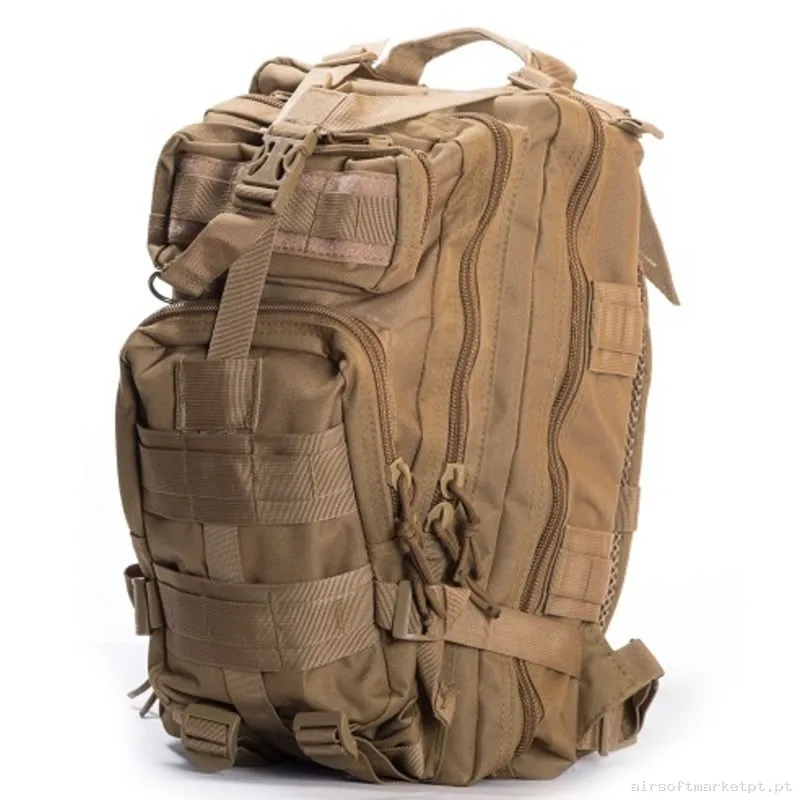 MOCHILA COMPACT ASSAULT 25L TAN — Sacos & Mochilas — Airsoft Market PT
