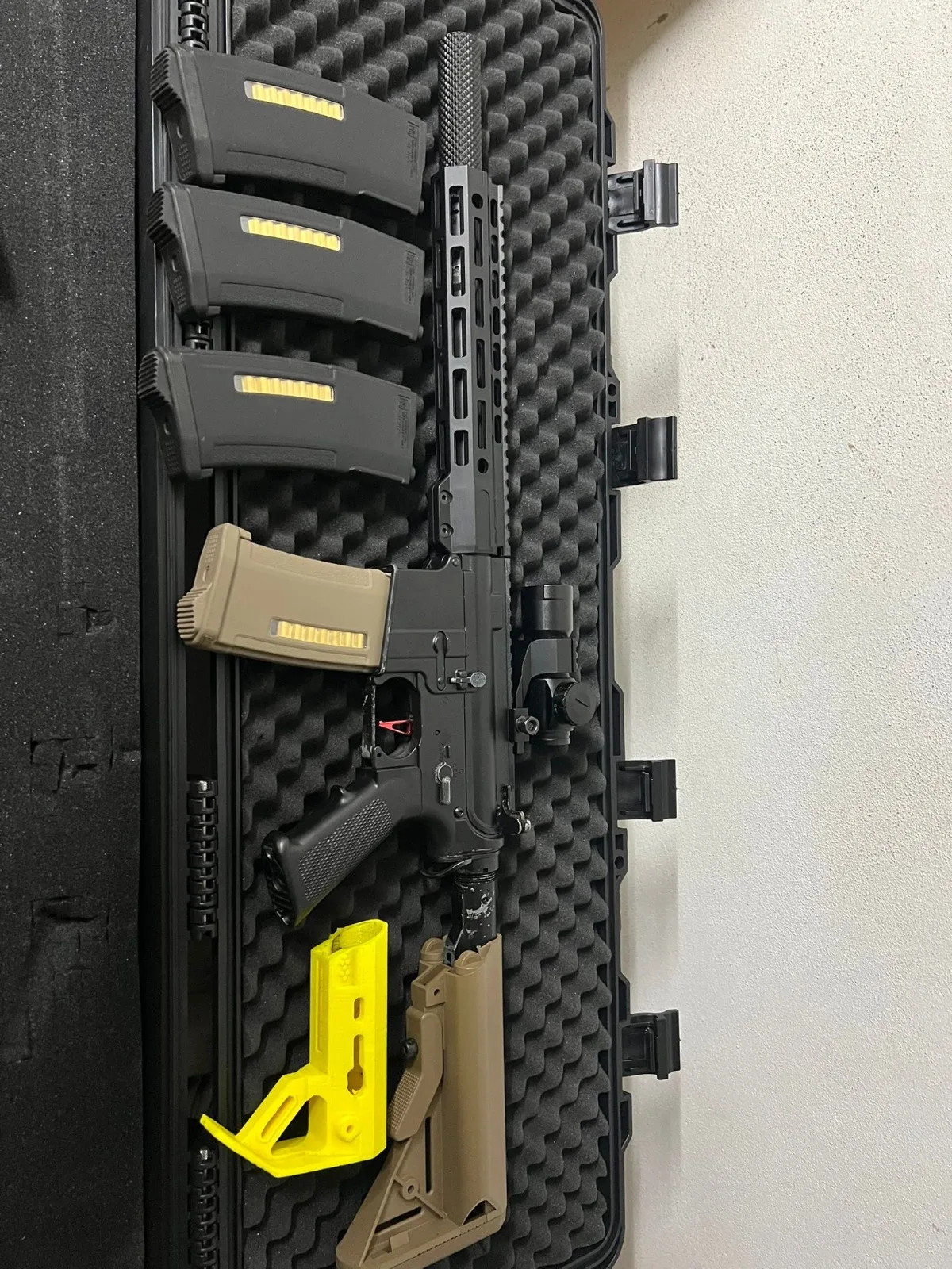 Réplica M4 — Rifles de Assalto (AR/M4/AK) — Airsoft Market PT