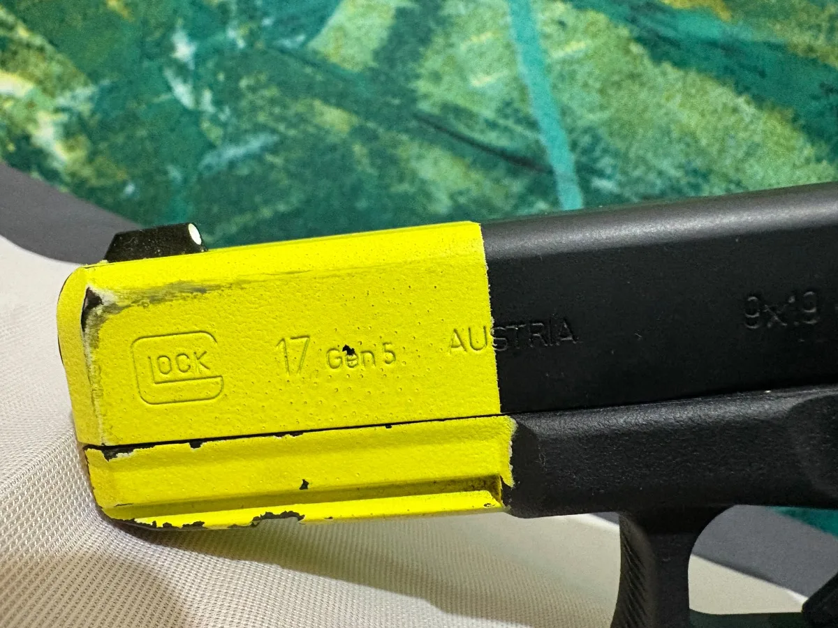 Réplica Glock 17 Gen 5 Umarex — Pistolas — Airsoft Market PT (foto 3)