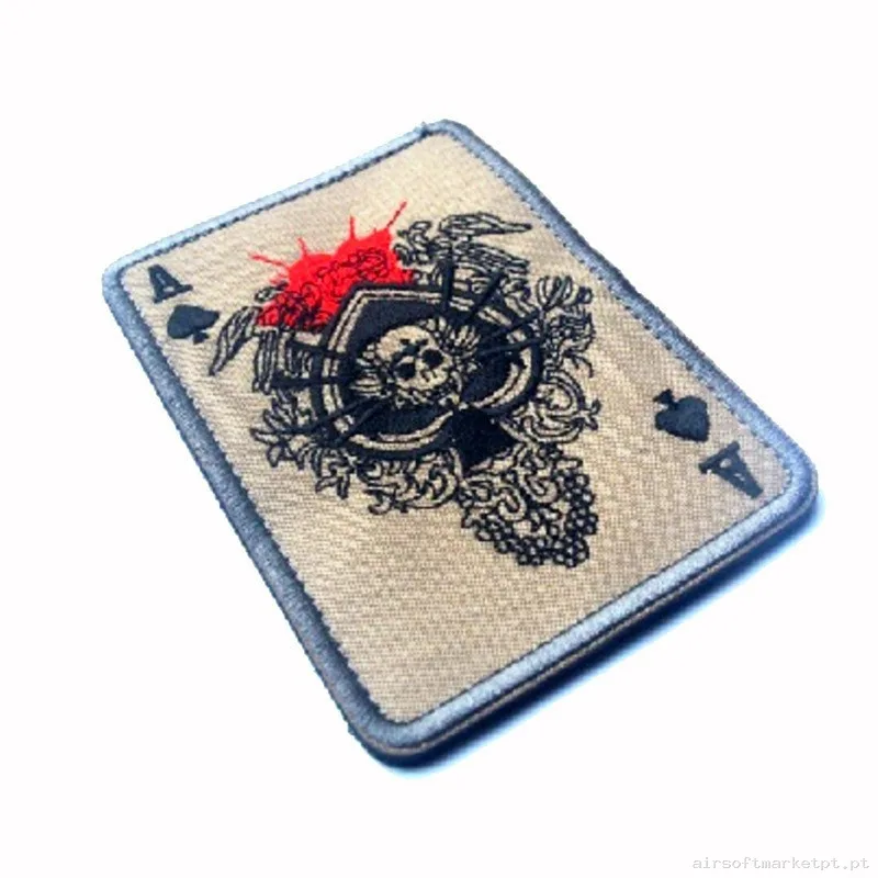 PARCHE AS DE PICAS MALDITO TAN — Patches & Decoração — Airsoft Market PT