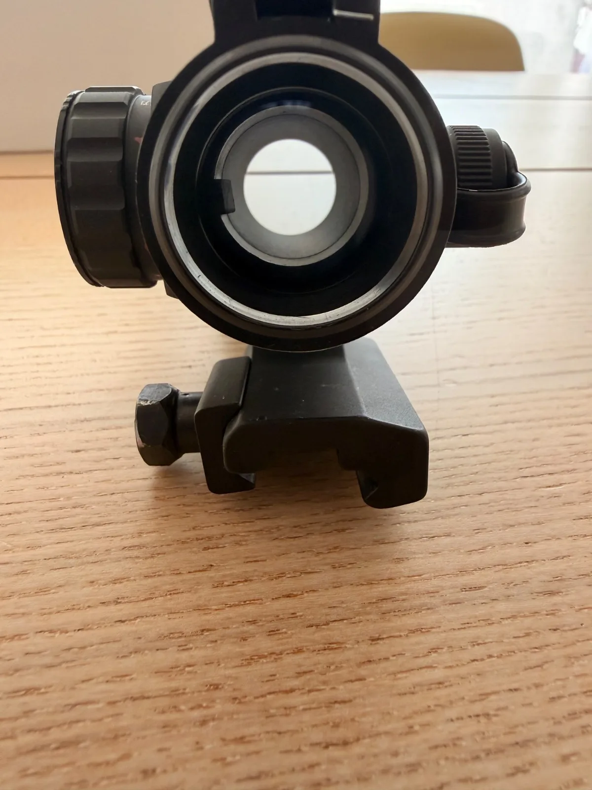 Mira red dot T4 1x28 Victoptics — Miras & Ópticas — Airsoft Market PT (foto 6)