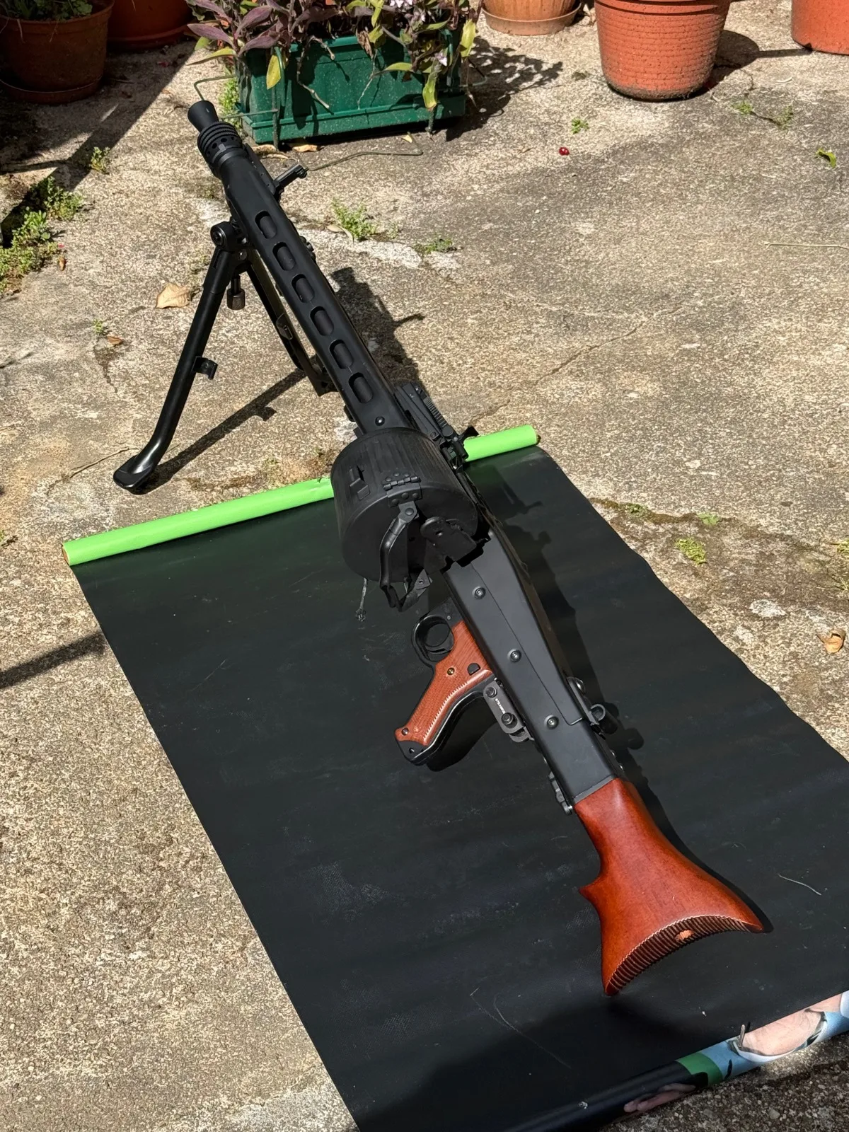 Réplica MG-42