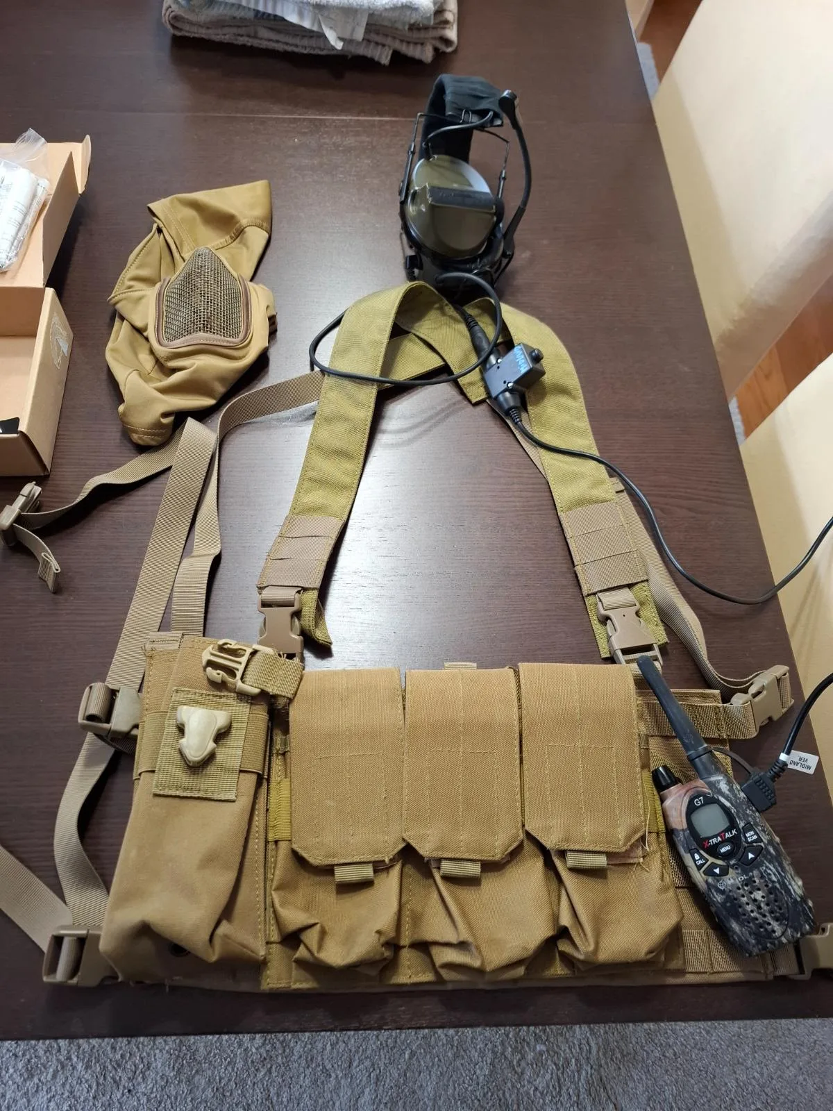Conjunto de chest rig e comms — Coletes & Rigs — Airsoft Market PT (foto 3)