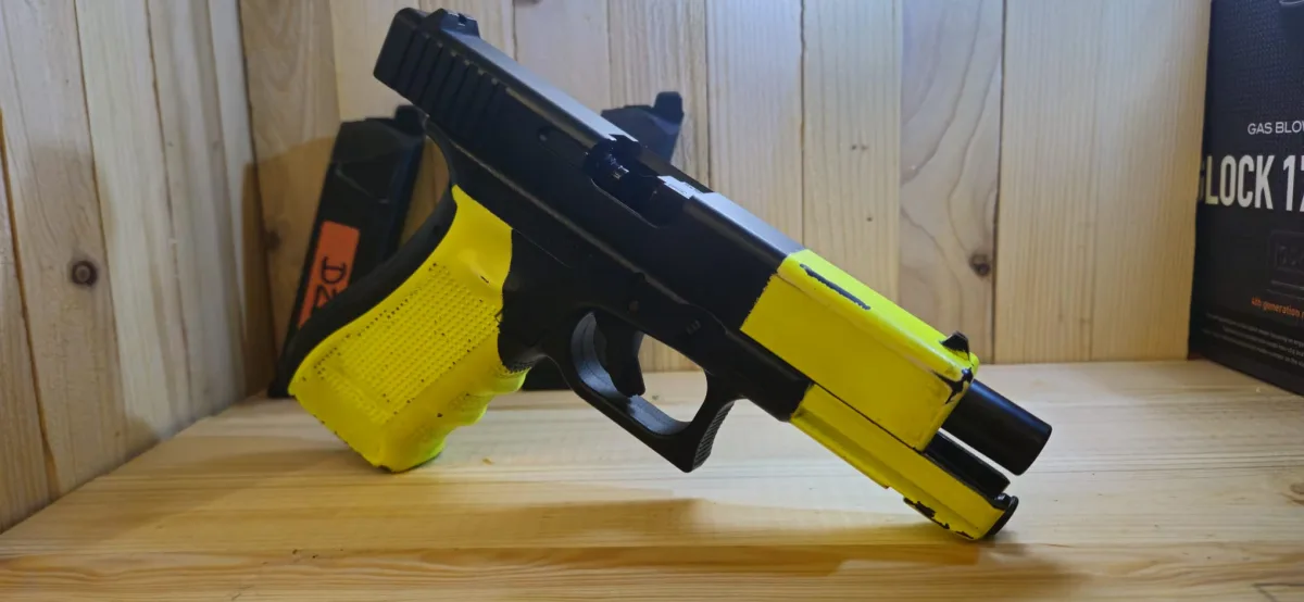 Tokyo Marui Glock 17 Gen.4 + 3 Carregadores - foto 5