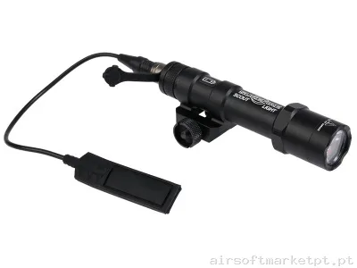 Lanterna M600B 470 Lumens Element — Lanternas & Lasers — Airsoft Market PT