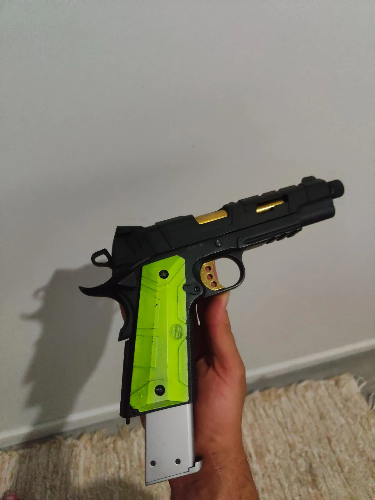 1911 redwings gold gbb — Pistolas — Airsoft Market PT (foto 4)