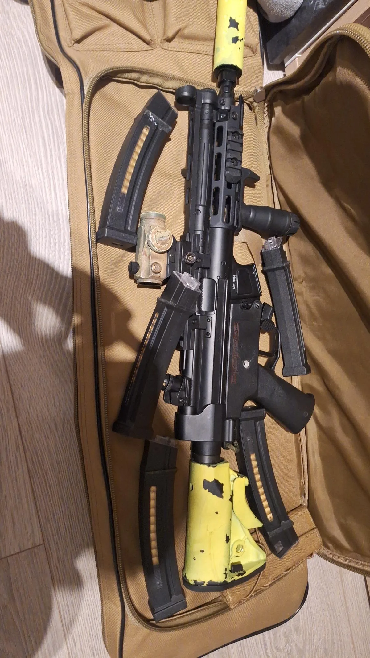 Cyma Mp5 pplatinium