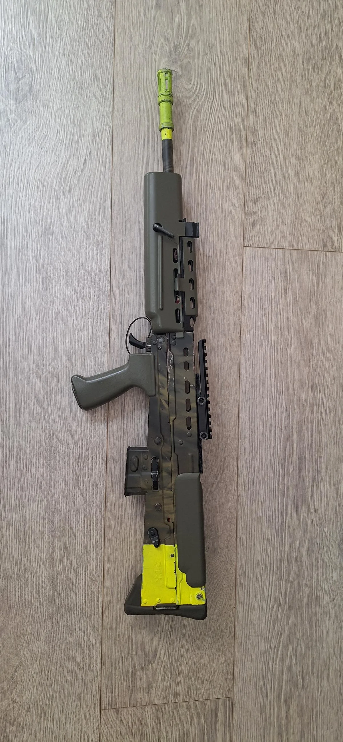L85A2 - foto 2