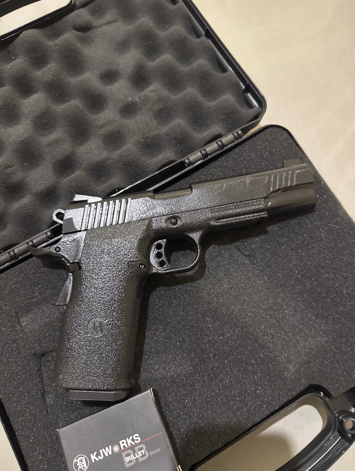 Pistola KJ Works - foto 3