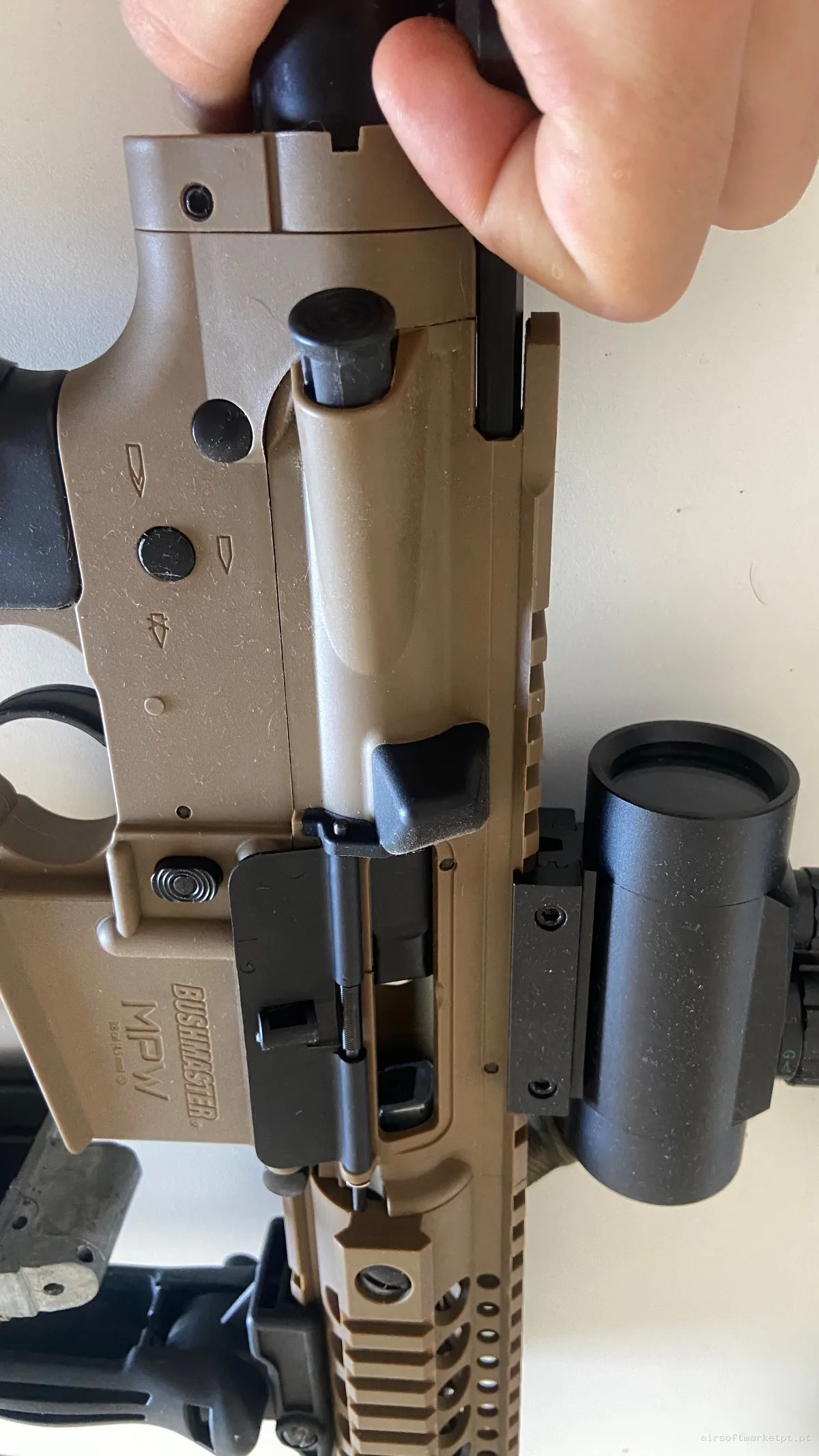 Crosman Bushmaster 4,5mm MPW FULLAUTO — Rifles de Assalto (AR/M4/AK) — Airsoft Market PT (foto 2)