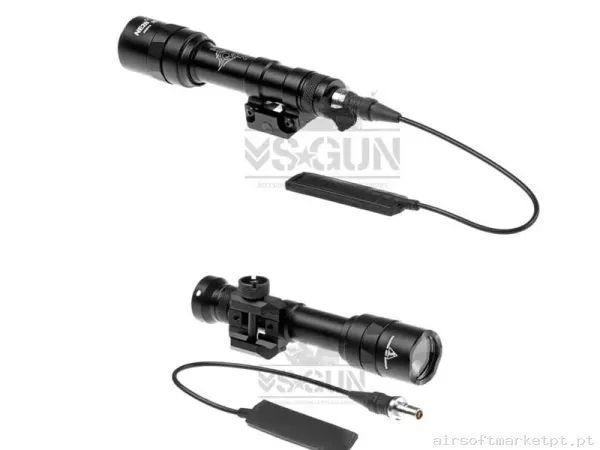 Linterna M600c Ultra 450 Lumenes Scout Weaponlight Negra - Night Evolution — Lanternas & Lasers — Airsoft Market PT