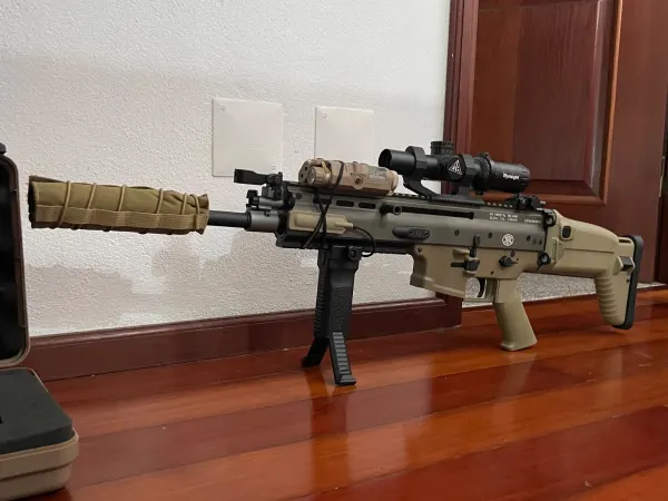 SCAR-L licenciada — Rifles de Assalto (AR/M4/AK) — Airsoft Market PT