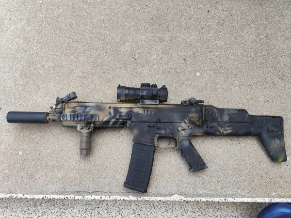 SCAR-L aeg