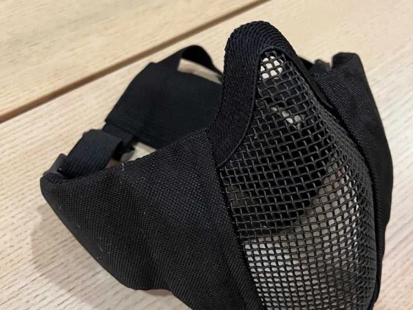 Mascara de airsoft para a cara - Preto