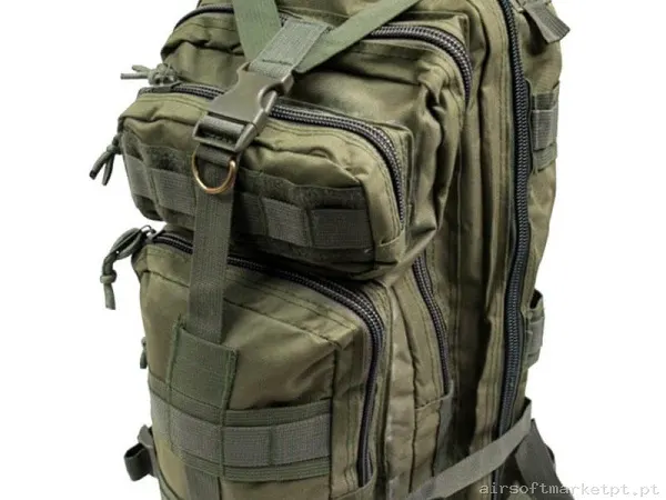 Mochila Tática MOLLE Combat Zone Compact Assault 25l verde — Sacos & Mochilas — Airsoft Market PT