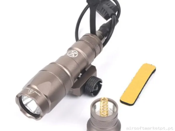 Lanterna Tática Wadsn M300a Mini Light Wex191 Dark Earth — Lanternas & Lasers — Airsoft Market PT