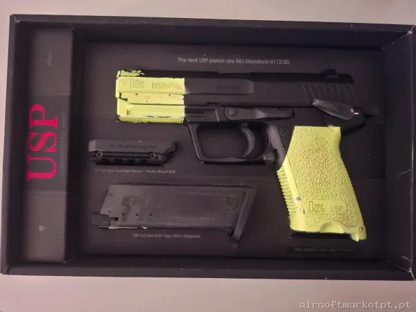 TOKYO MARUI USP FULL-SIZE - BLACK — Pistolas — Airsoft Market PT