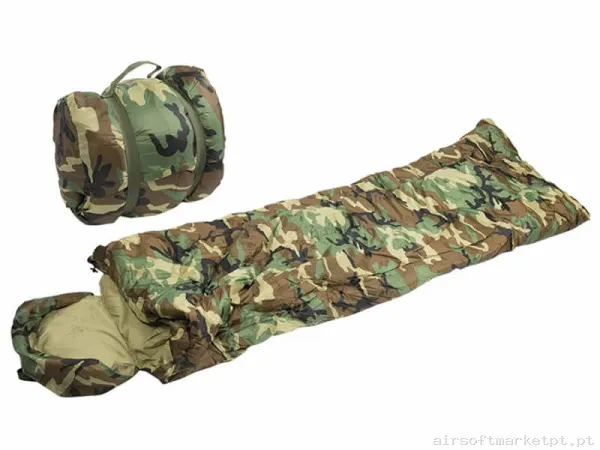 Saco de Dormir Mil-Tec Piloto Quebra-chamas Woodland — Outros — Airsoft Market PT