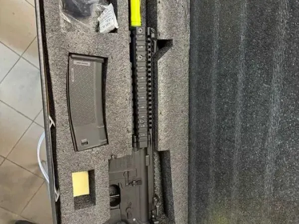 SPECNA ARMS DANIEL DEFENSE MK18 SA-E19 EDGE HAL ETU RIFLE - BLACK — Rifles de Assalto (AR/M4/AK) — Airsoft Market PT
