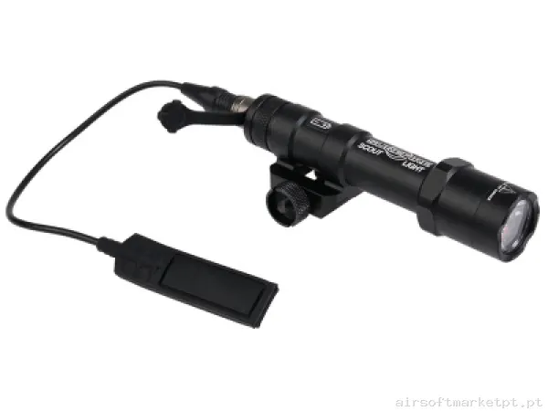 Lanterna M600B 470 Lumens Element — Lanternas & Lasers — Airsoft Market PT