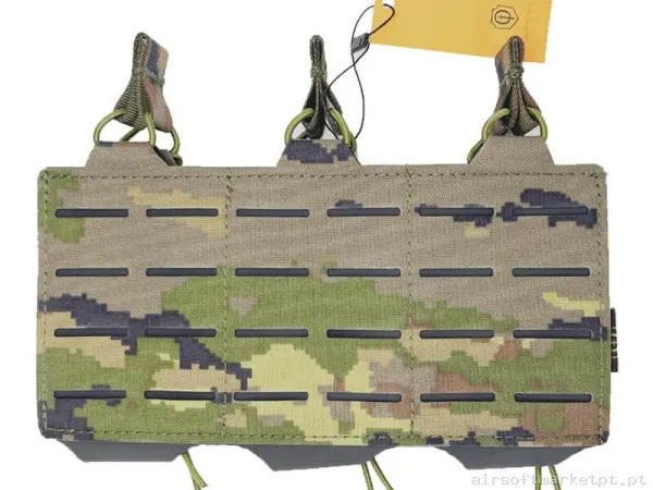 Pouch Magazine Pouch Triple M4 Conquer Corte a Laser Boscoso Pixelado — Coletes & Rigs — Airsoft Market PT