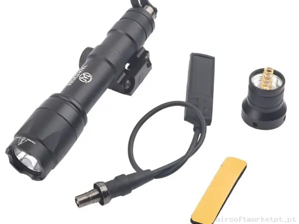Lanterna Tática Wadsn m600c Scoutlight Wex072 preta — Lanternas & Lasers — Airsoft Market PT